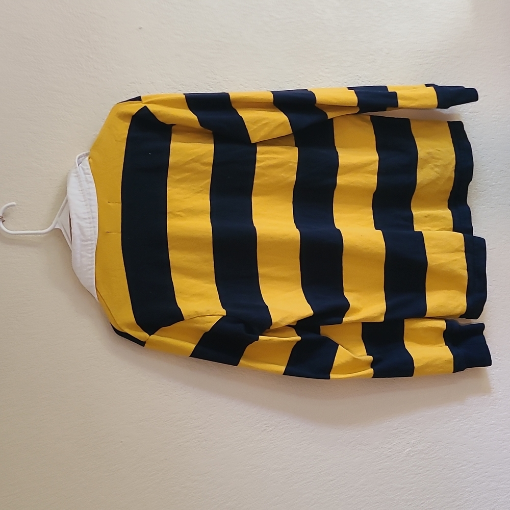 Polo - Picture 2 of 2